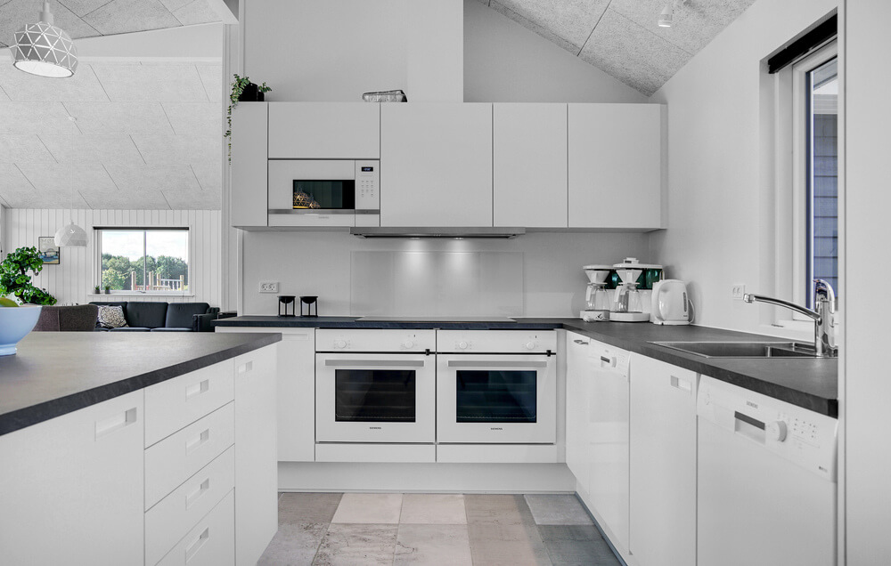 Die Küche im Luxusferienhaus Nr. 490 ist gut eingerichtet.