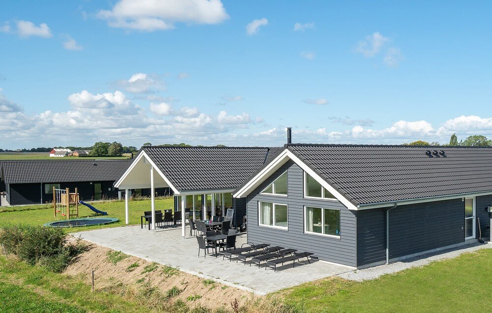 Dieses schöne Poolhaus Nr. 490 mit Platz für 18 Personen liegt in Lolland/Falster/Mön