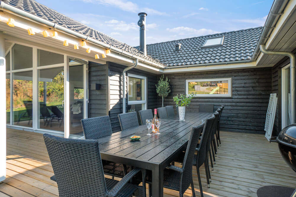 Das Luxusferienhaus Nr. 504 hat eine tolle Terrasse, die mit hochwertigen Gartenmöbeln für 14 Personen ausgestattet ist.