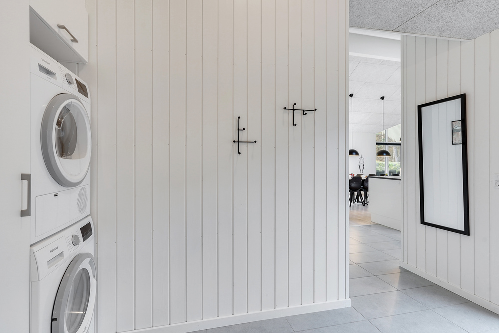 Der geräumige Eingangsbereich im Luxusferienhaus Nr. 502 in Lolland/Falster/Mön