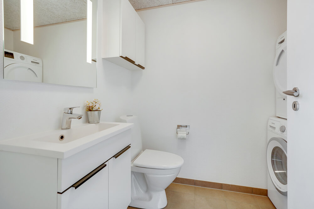 Eines der Badezimmer im Luxusferienhaus Nr. 499