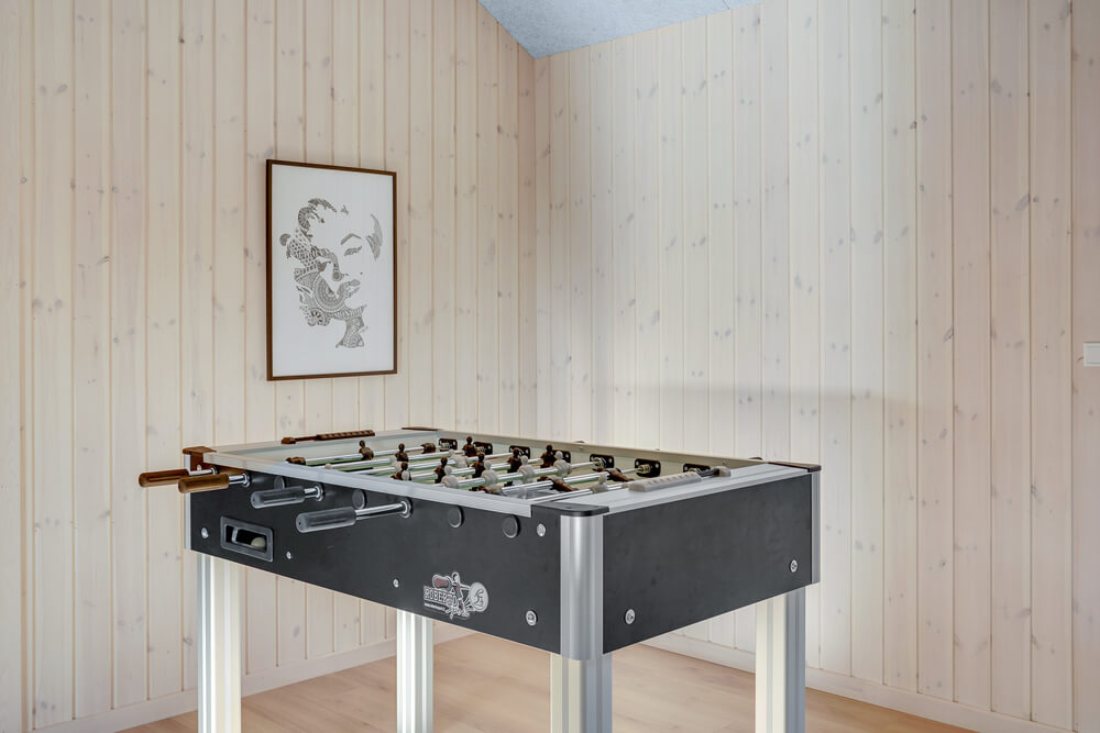 Aktivitätsraum im Luxusferienhaus Nr. 499 mit 9 Schlafzimmern und Platz für 24 Gäste.