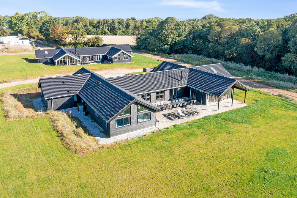 Dieses schicke Poolhaus Nr. 531 liegt in Südjütland und bietet Platz für 30 Personen.