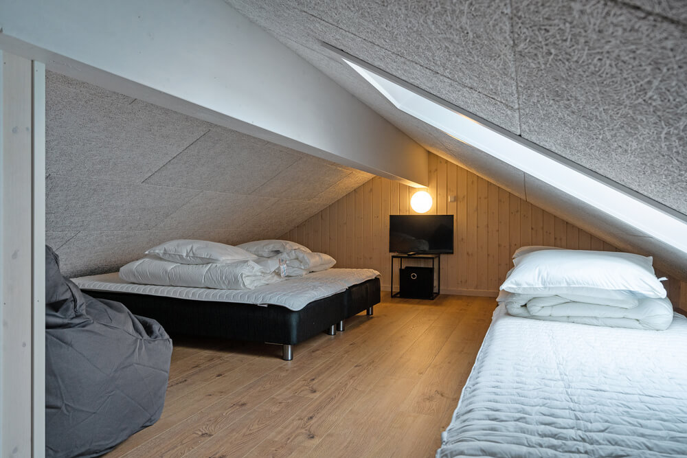 Einige der 18 Schlafgelegenheiten befinden sich im Luxusferienhaus Nr. 520 auf dem ausgebauten Dachboden
