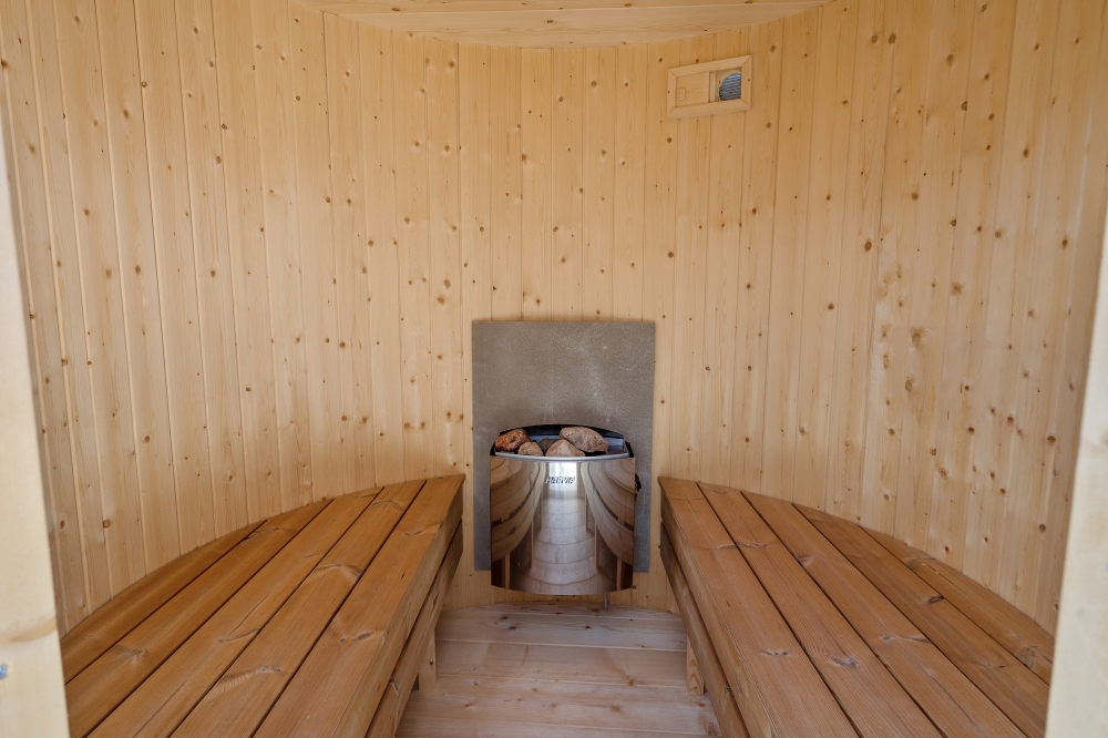 Genießen Sie die heiße Sauna im Luxusferienhaus Nr. 533 für 14 Personen