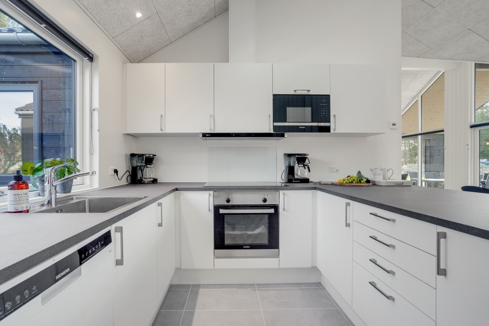 Die Küche im Luxusferienhaus Nr. 540 ist gut eingerichtet.