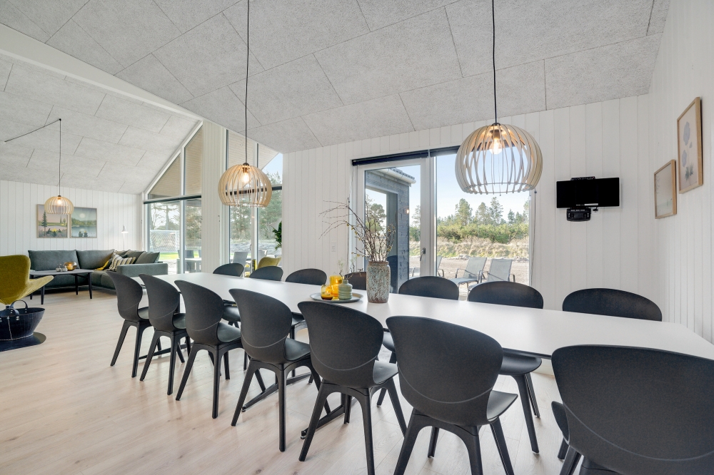 Aufenthaltsraum mit Platz für 14 im Luxusferienhaus Nr. 540.