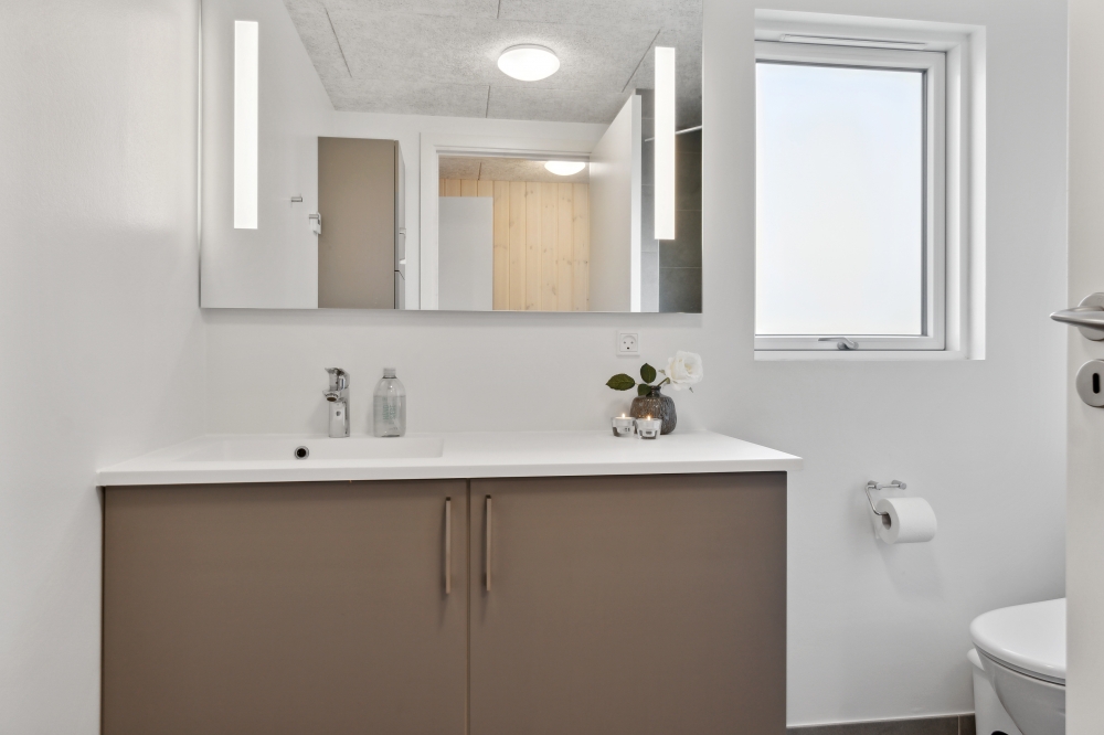 Im Luxusferienhaus Nr. 577 für 18 Personen gibt es Bad mit Dusche.