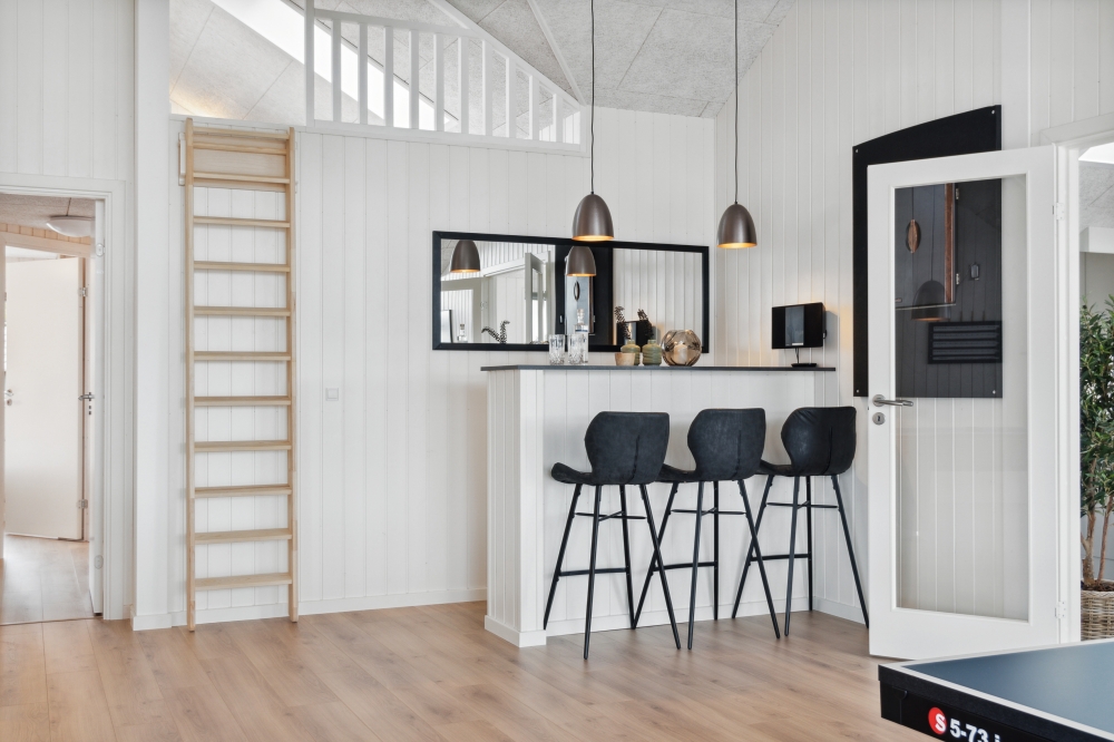 Das Luxusferienhaus 579 für 26 Personen hat einen großen Aktivitätsraum mit u. a. Billard und Darts