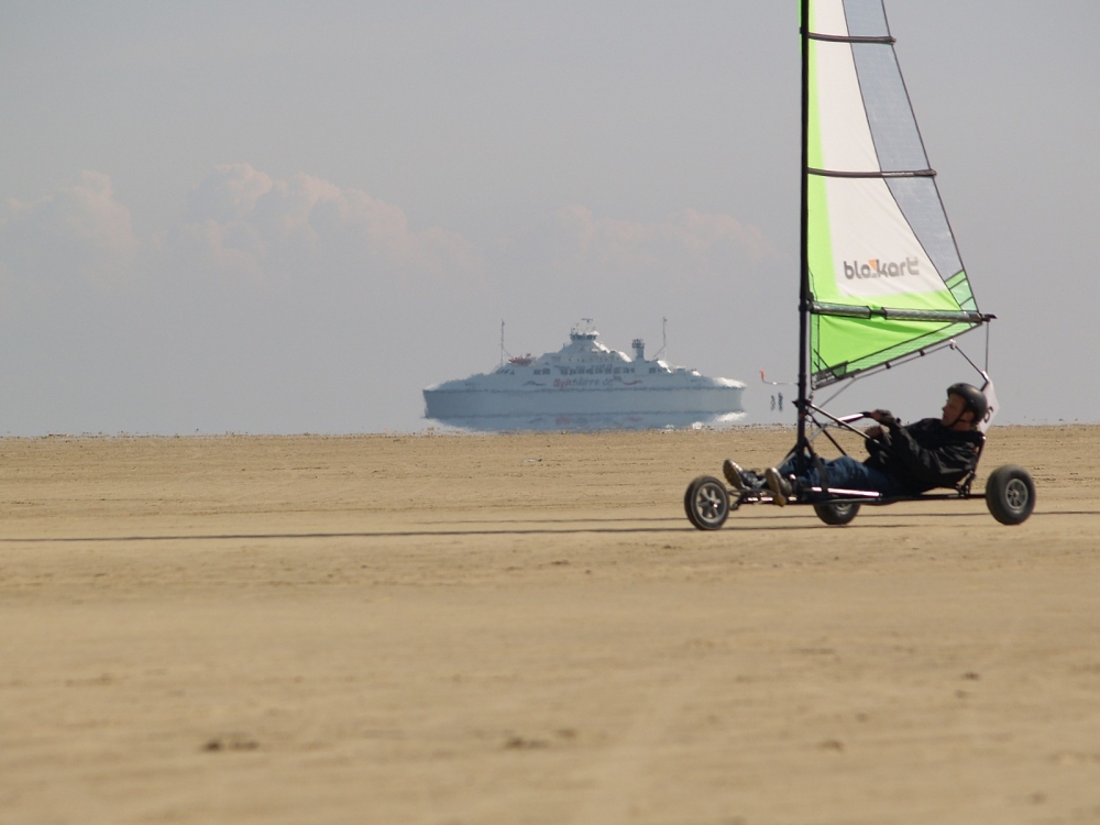 Der Strand in der Nähe von Luxusferienhaus Nr. 601 in Südjütland lädt zum Spazierengehen ein.