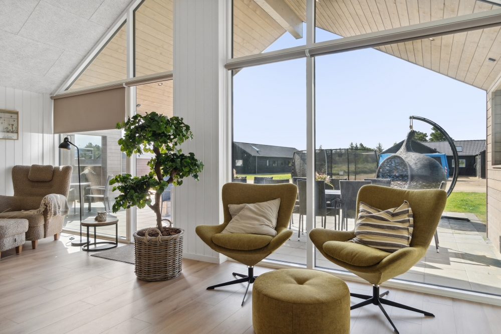 Das Wohnzimmer im Luxusferienhaus Nr. 590.