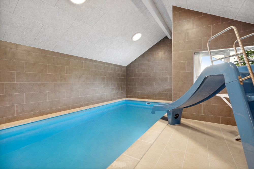 Der schicke Pool im Luxusferienhaus Nr. 596 für 20 Personen