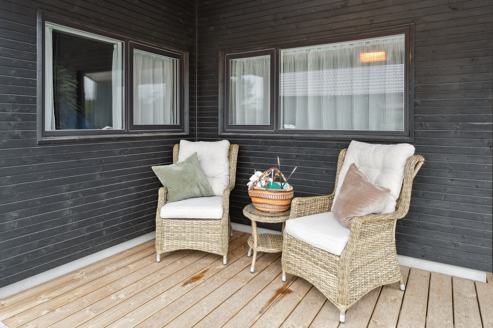 Auf der Terrasse des Ferienhauses Nr. 596 ist Platz für 20 Personen.
