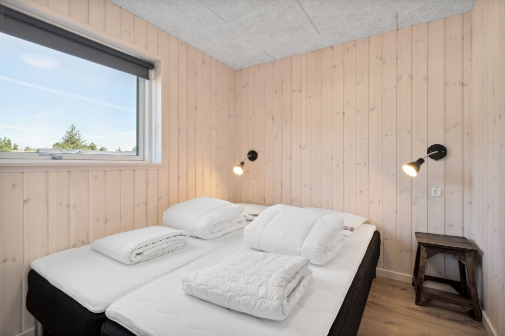 Eines der 7 Schlafzimmer im Luxusferienhaus Nr. 597