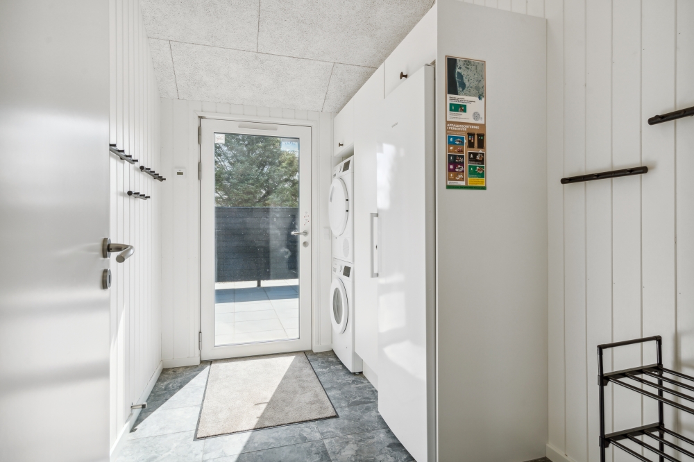 Der geräumige Eingangsbereich im Luxusferienhaus Nr. 585 in Westjütland