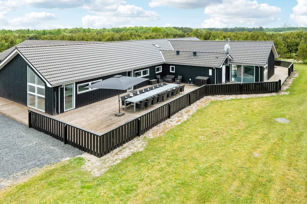 Dieses schöne Poolhaus Nr. 602 mit Platz für 26 Personen liegt in Nordjütland