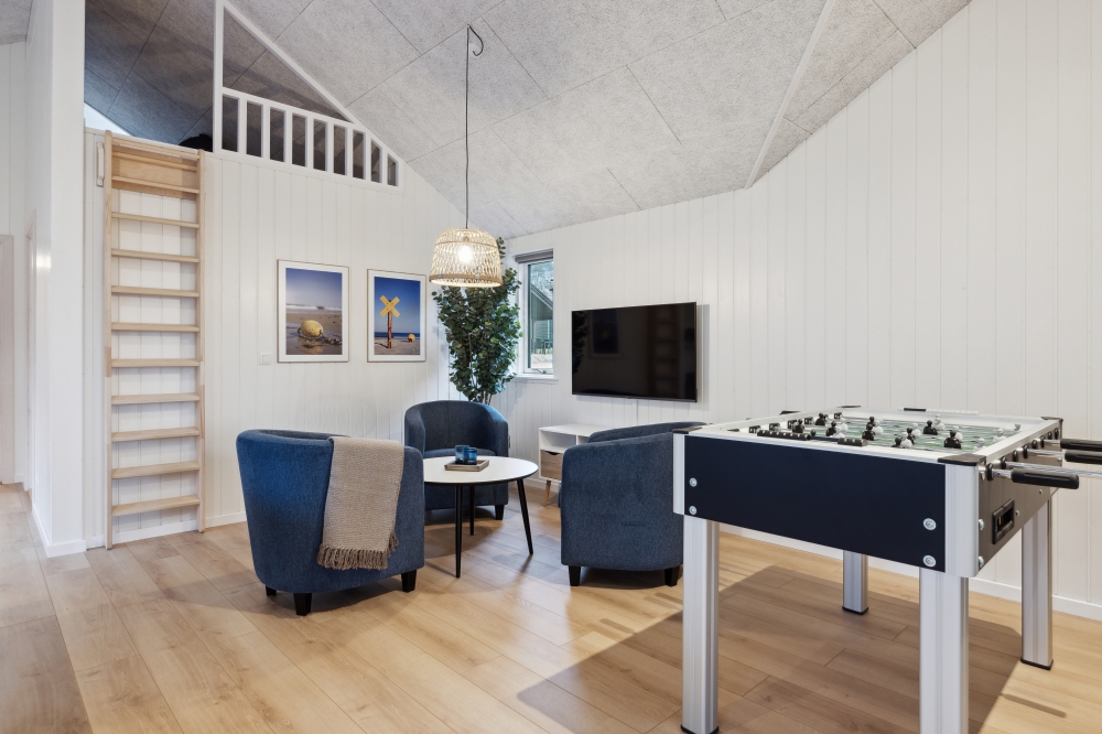 Das Luxusferienhaus 752 für 18 Personen hat einen großen Aktivitätsraum mit u. a. Billard und Darts