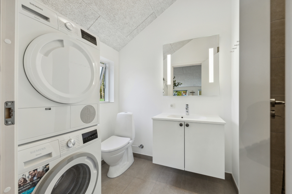 Eines der Badezimmer im Luxusferienhaus Nr. 754