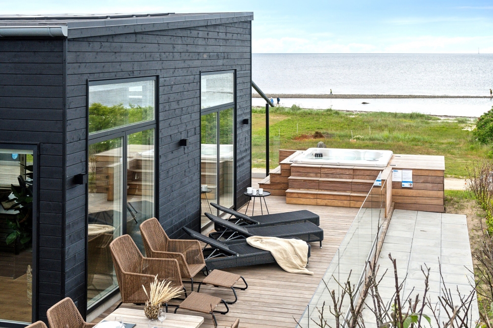 Auf der Terrasse des Ferienhauses Nr. 606 ist Platz für 6 Personen.
