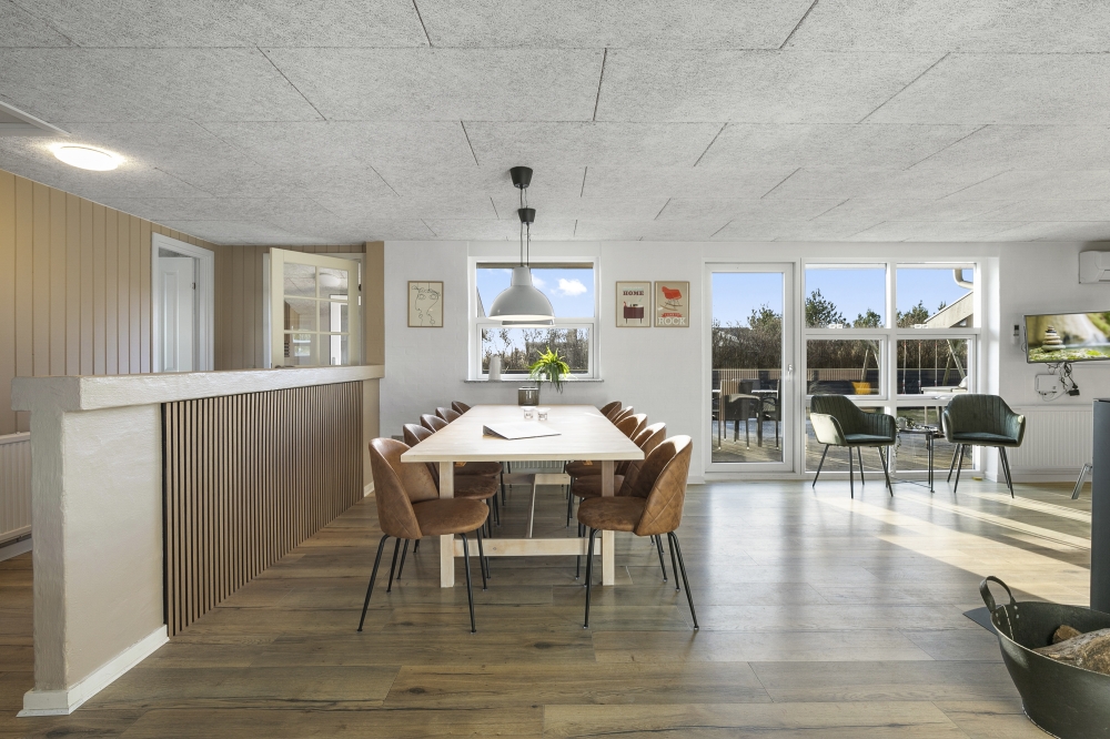 Aufenthaltsraum mit Platz für 8 im Luxusferienhaus Nr. 613.