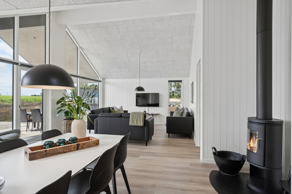 Aufenthaltsraum mit Platz für 16 im Luxusferienhaus Nr. 614.