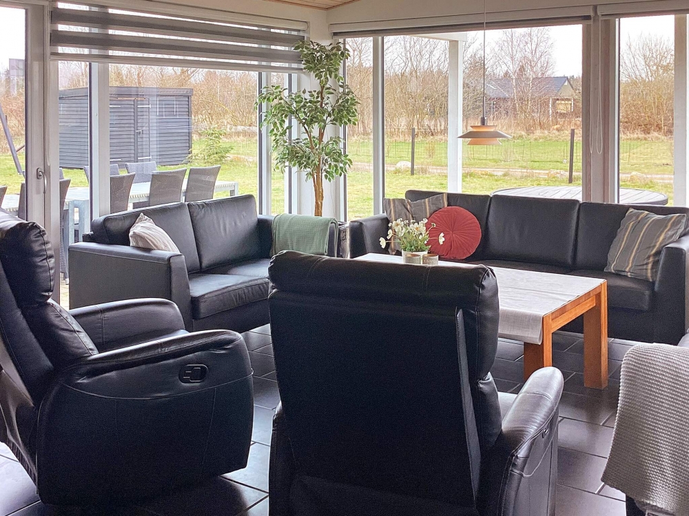 Die Couchecke im Luxusferienhaus Nr. 626 in Lolland/Falster/Mön.