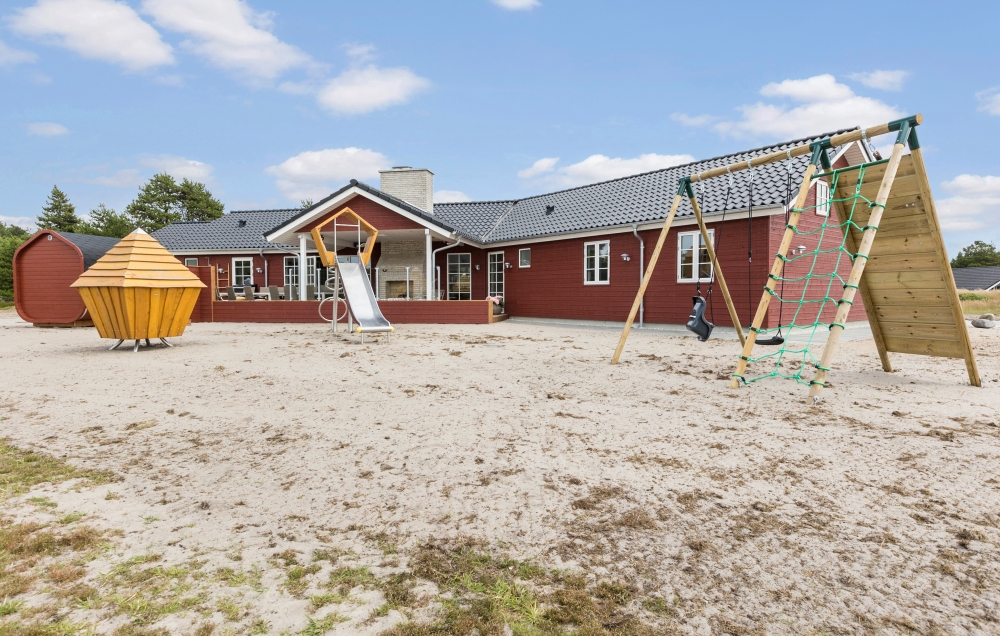 Dieses schöne Poolhaus Nr. 629 mit Platz für 20 Personen liegt in Südjütland