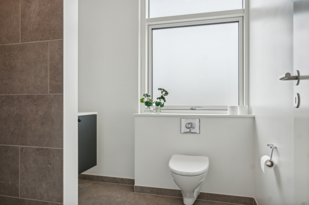Im Luxusferienhaus Nr. 645 für 40 Personen gibt es Bad mit Dusche.