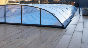 Der schicke Pool im Luxusferienhaus Nr. 646 für 18 Personen