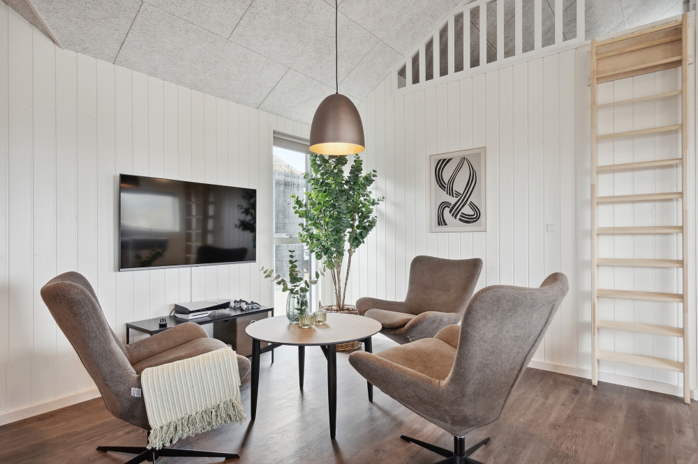 Das Luxusferienhaus 765 für 16 Personen hat einen großen Aktivitätsraum mit u. a. Billard und Darts