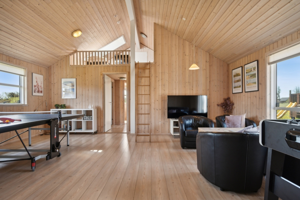 Aktivitätsraum im Luxusferienhaus Nr. 192 mit 9 Schlafzimmern und Platz für 22 Gäste.