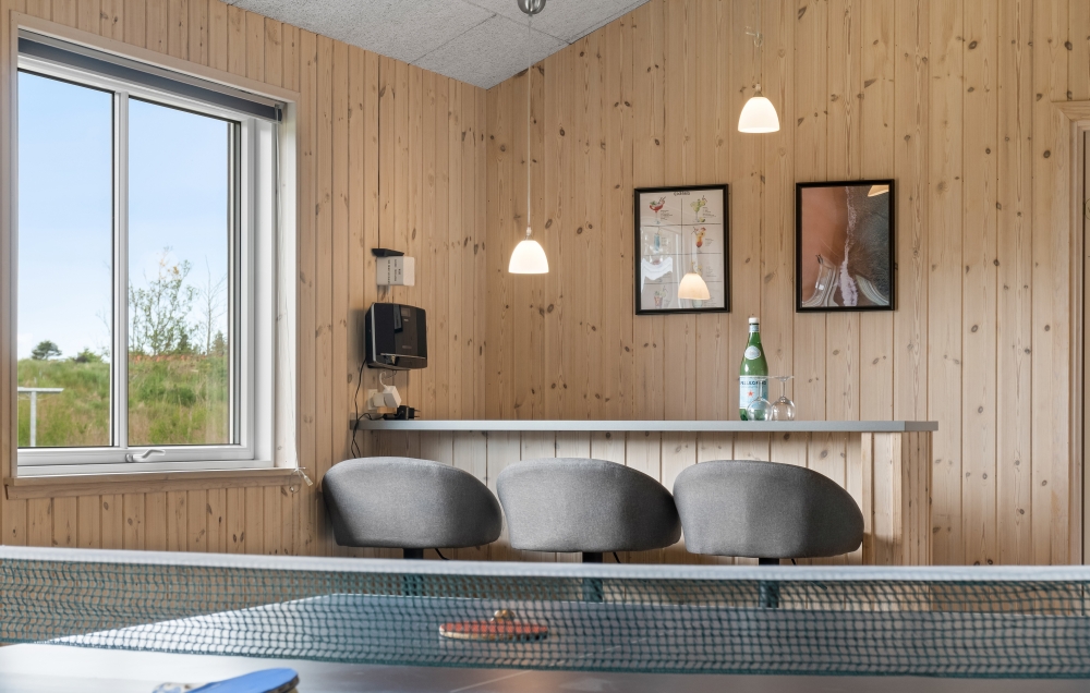 Aktivitätsraum im Luxusferienhaus Nr. 304 mit 7 Schlafzimmern und Platz für 18 Gäste.