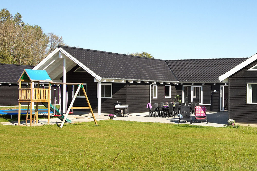 Dieses schöne Sommerhaus voller Aktivitäten garantiert tolle Ferien für alle – egal zu welcher Jahreszeit und zu welchem Wetter