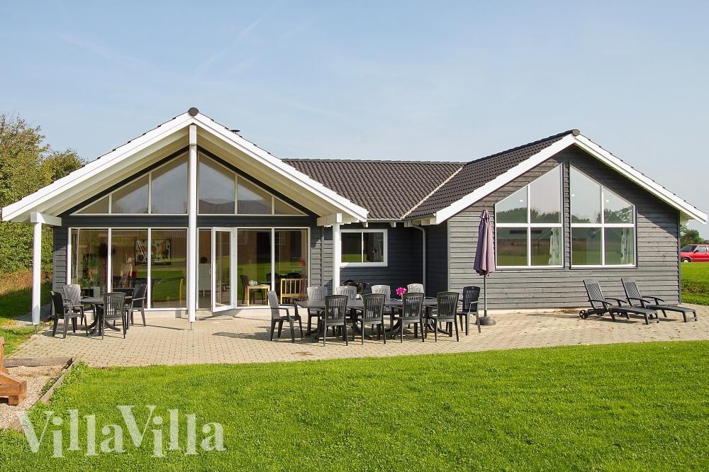 Dieses schöne Poolhaus Nr. 259 mit Platz für 14 Personen liegt in Südjütland