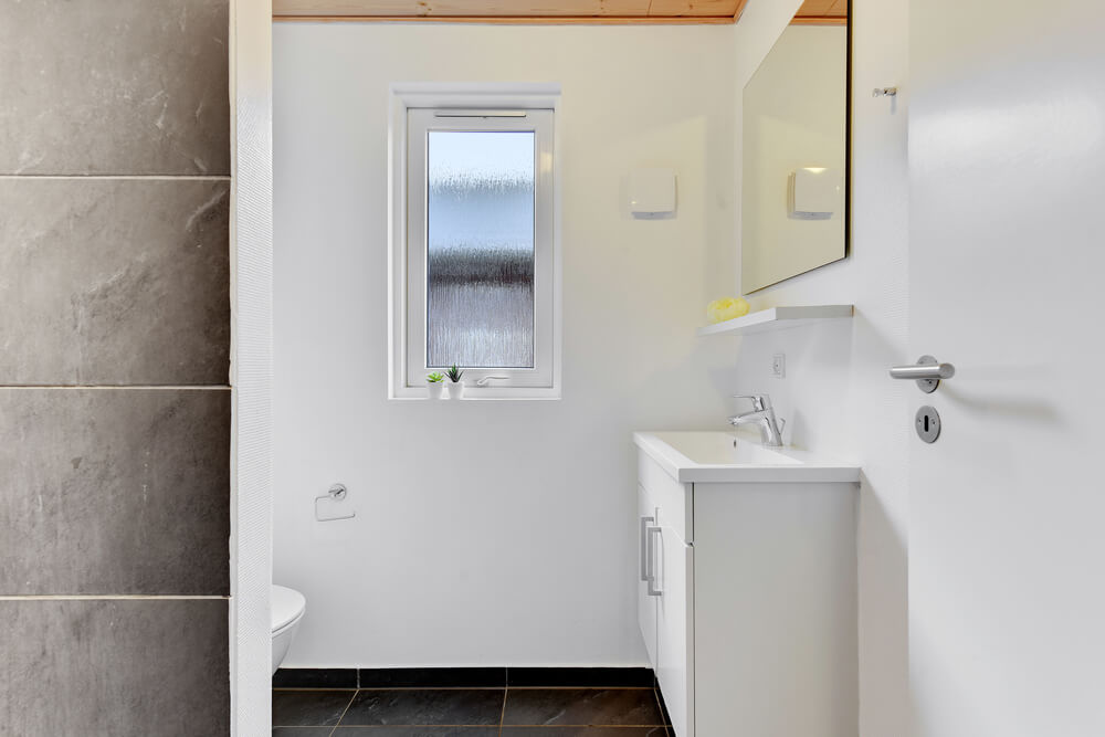 Im Luxusferienhaus Nr. 280 für 18 Personen gibt es Bad mit Dusche.