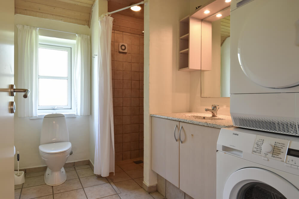 Eines der Badezimmer im Luxusferienhaus Nr. 146