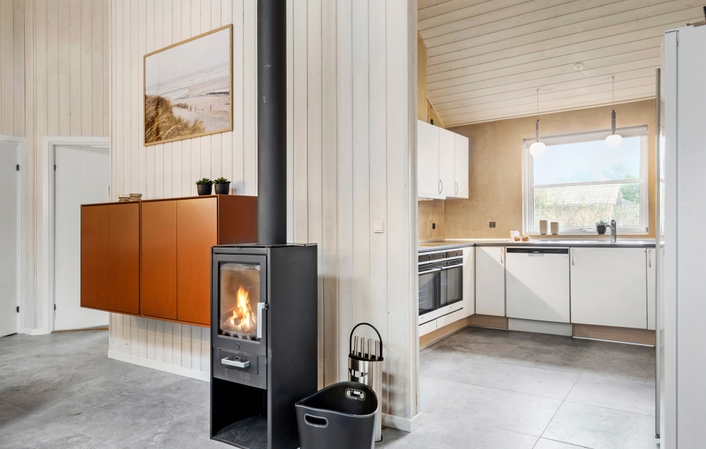 Die Küche in dem Luxusferienhaus Nr. 167 ist so gut ausgestattet, dass man problemlos Mahlzeiten für 24 Personen zubereiten kann.