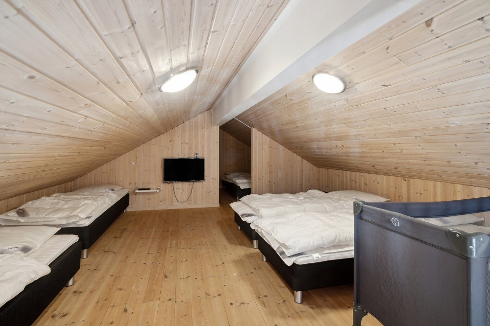 Einige der 24 Schlafgelegenheiten befinden sich im Luxusferienhaus Nr. 176 auf dem ausgebauten Dachboden