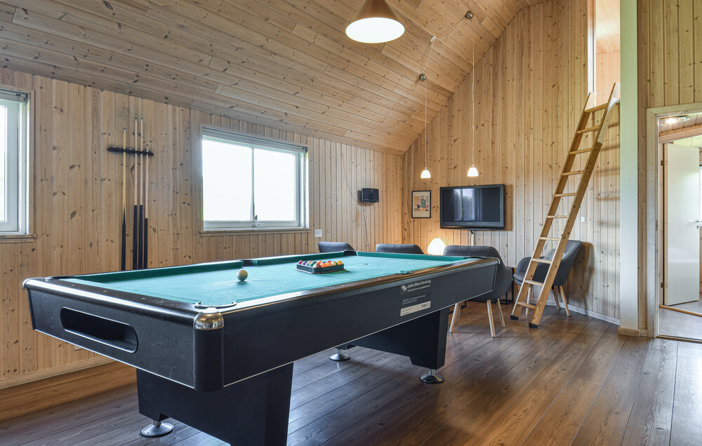 Der imposante Aktivitätenraum des Hauses sorgt u.a. mit Billard, Kicker, Dart und Tischtennis für stundenlange Unterhaltung