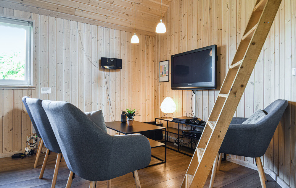 Aktivitätsraum im Luxusferienhaus Nr. 224 mit 8 Schlafzimmern und Platz für 20 Gäste.