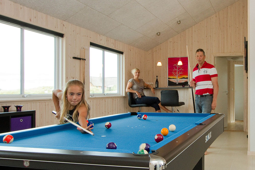 In der Bar lassen sich kalte Getränke aus dem zusätzlichen Kühlschrank servieren
