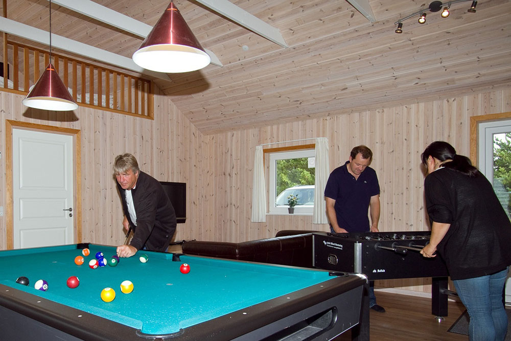 Die Aktiven können gegeneinander in Billard, Tischtennis, Kicker und Dart antreten